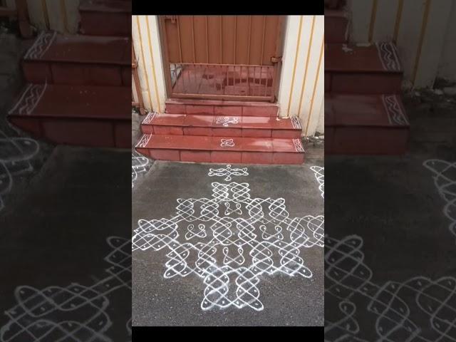 #kolam #kolamdesign #sikkukolam #2025 #tamilnadu #india #singapore