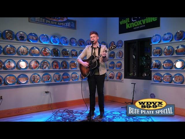 Pat Byrne, "Feels Like Living," Live on The WDVX Blue Plate Special