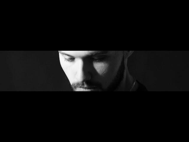 Justin J. Moore - Tripping