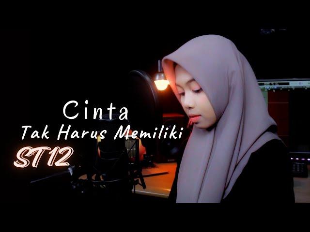 Cinta Tak Harus Memiliki - ST12 | Cover Yuli Indiarti