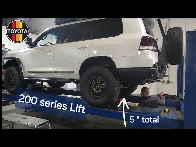 Land Cruiser 200 series suspension lift upgrade