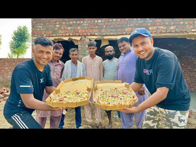 Ghar Ban Gaya Aur osi Khushi Mein Pizza Party 