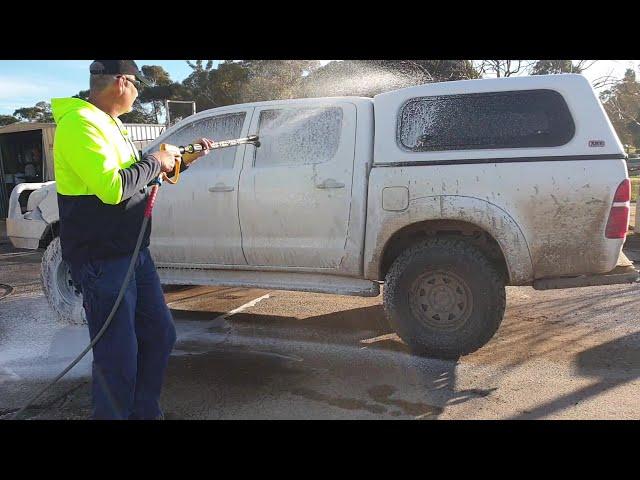 Touchless Clean — Toyota Hilux