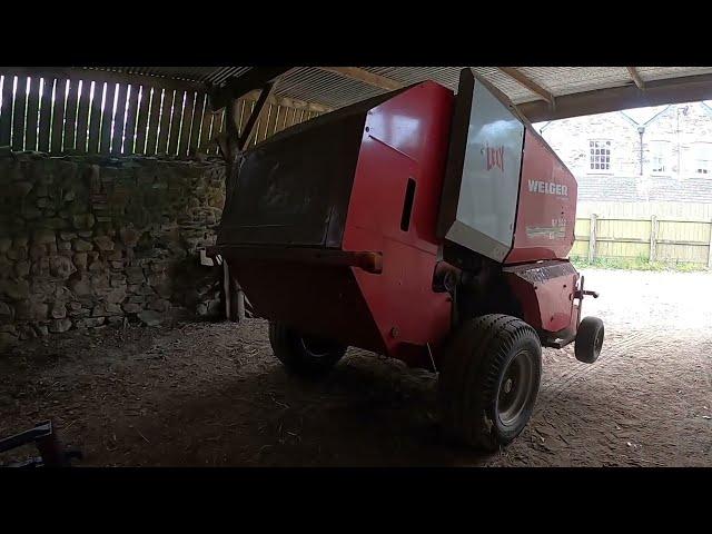 Lely Welger round baler service.