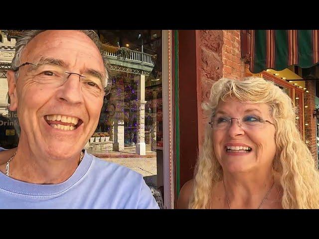 Historic Eureka Springs, Arkansas - Walking and Driving Tour of Awesome Town in the Ozark Mountains!