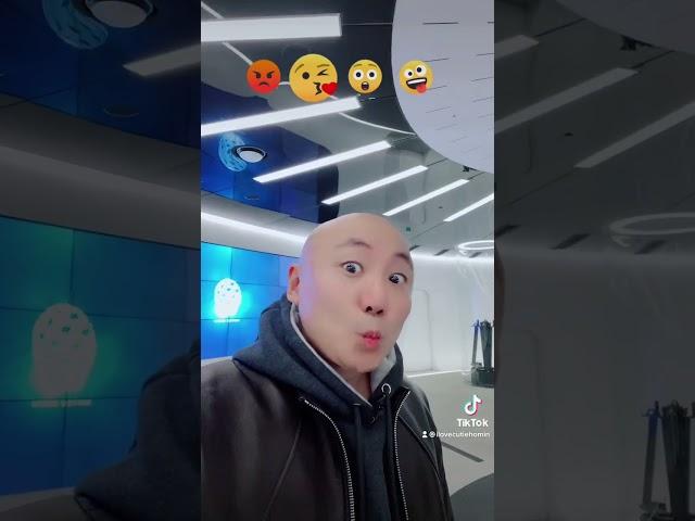 머리까지 따라한 싱크로율 레전드 이모지 챌린지