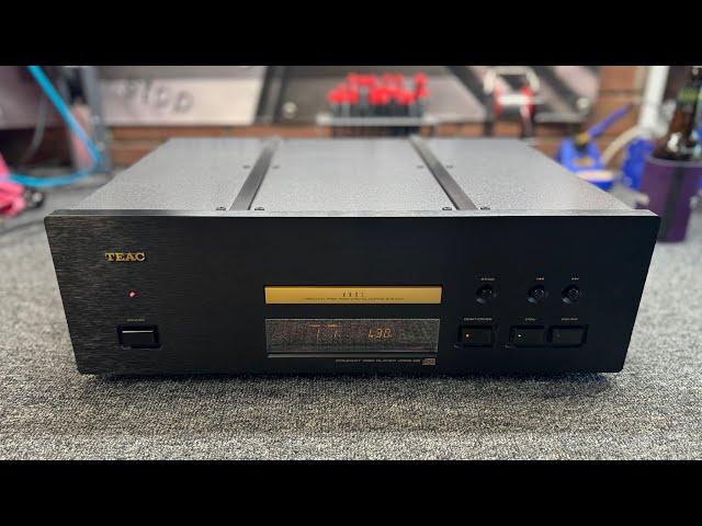 Beautiful TEAC VRDS-25 CD Player Repair and Service!