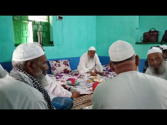 Hazrat Ji Nashta Karte Hue_Hamare Gaon Ki Masjid Men-Bankura,West Bengal