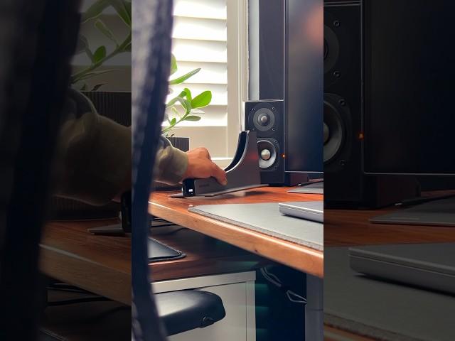 Ascrono MacBook Pro Docking Station #macbookpro #dockingstation #ascrono￼
