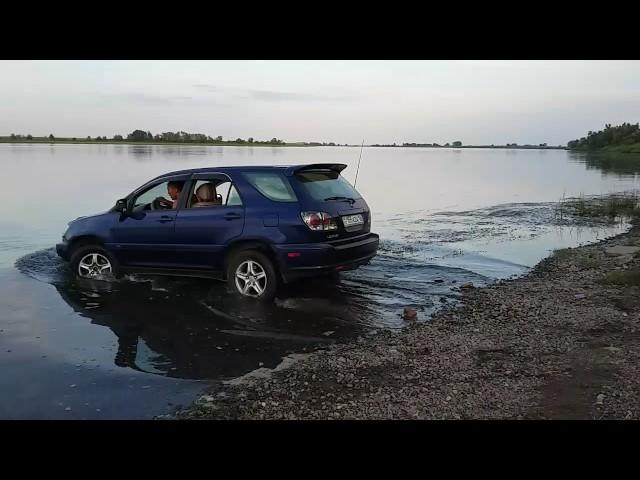 Lexus RX 300 тест-драйв по воде