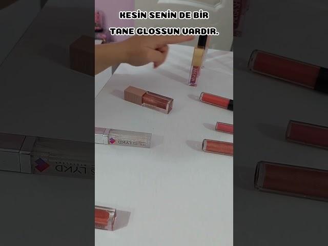 EVET SADECE BİR TANE VAR #makyaj #makeup #gloss #dudak #akim #akımvideoları #youtubeshorts #keşfet