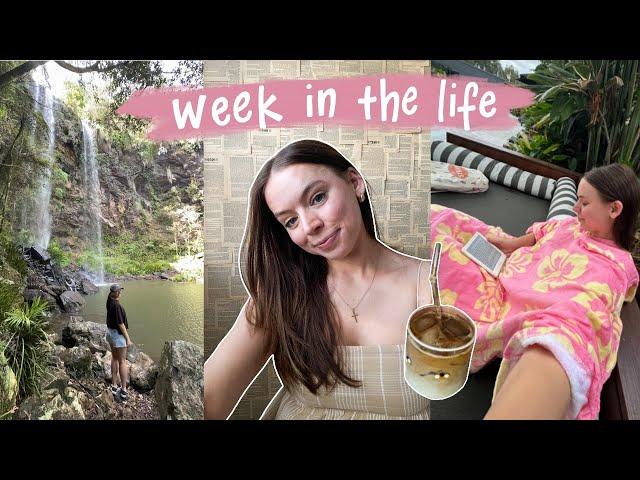 weekly vlog  Christmas shopping, baking, waterfalls & baby showers!