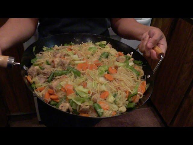 Filipino Pancit Bihon-Canton Recipe