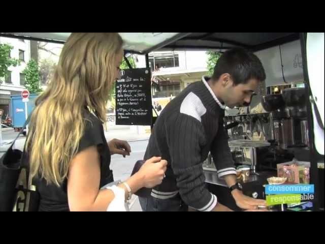 Pousse café à Nantes, le cafetier nomade sur un triporteur.mov