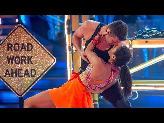 Mark Wright & Karen Hauer Cha Cha to 'I’m Your Man' - Strictly Come Dancing: 2014 - BBC One