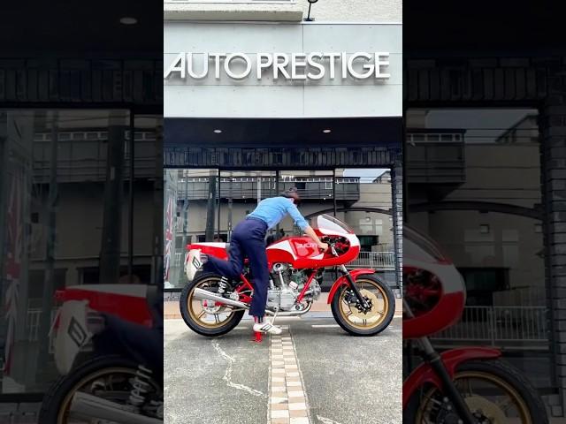 DANGEROUS Ducati 900 Cafe Racer By Mike Hailwood Replica