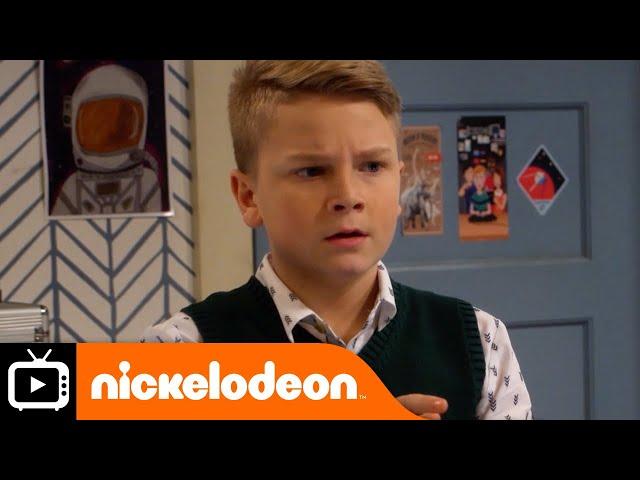 Side Hustle | Alan Tries Learning Chess | Nickelodeon UK