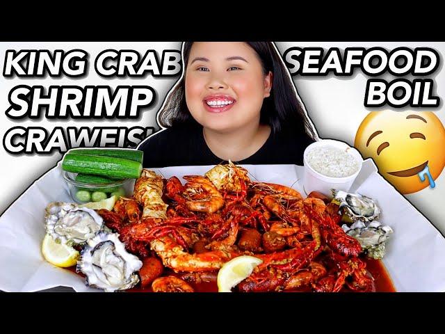 KING CRAB SEAFOOD BOIL W/ GIANT SHRIMP + CRAWFISH MUKBANG EATING SHOW | KIM THAI