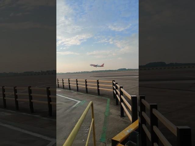 easyJet Early Departure From Manchester Airport #manchesterairport #airport