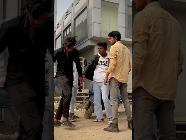 Aise Kon Kon Krta Hai ️…. #shorts #foryou #viral #yaari #jigriyaar #dosti #bhai #attitude