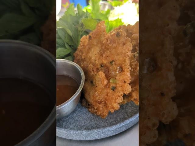 The Lunch Lady - Michelin Guide recommended Vietnamese restaurant in Vancouver #foodie