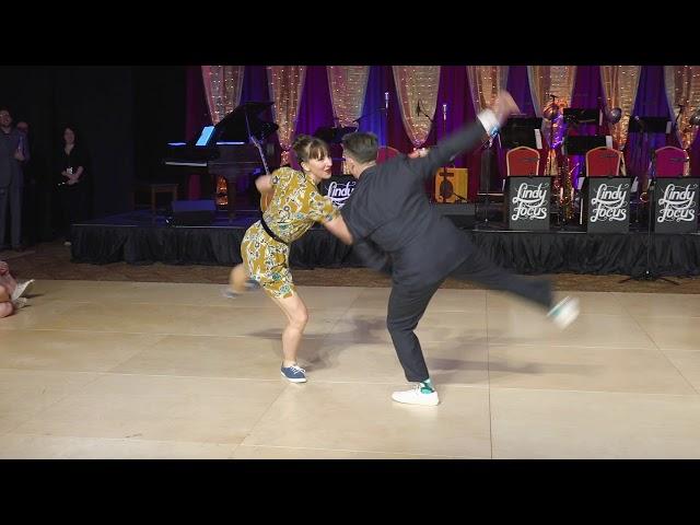 Lindy Focus XVIII: Advanced Lindy Hop Couples Finals - Laura & Brooks