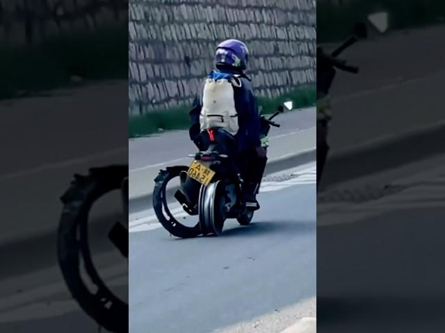 Обычный день инспектораA typical day for a traffic police inspector
