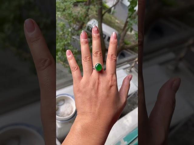 Myanmar grade A green jadeite jade ring