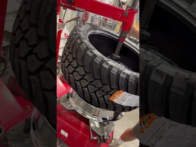 Mounting up a set of 22x12 AXE Offroad Kratos Chrome w/ 33x12.50R22 AMP Terrain Attack M/T