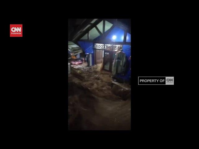 Hujan Deras, Kawasan Pucak Diterjang Banjir Bandang