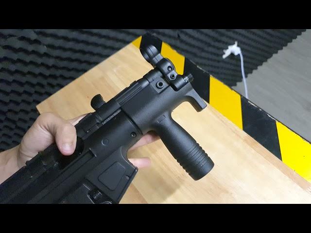 Quick Overview of the NWell MP5K/ G55 Green Gas Gel Blaster