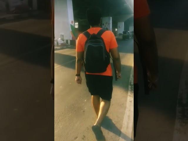 v b short