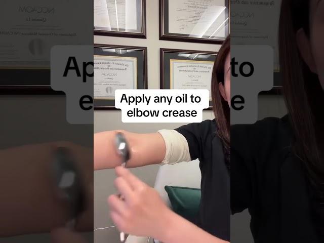 Reduce your bloating instantly with acupressure
