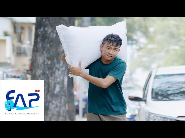 FAPtv Cơm Nguội: Tập 216 - Ba Chàng Trai Hạnh Phúc