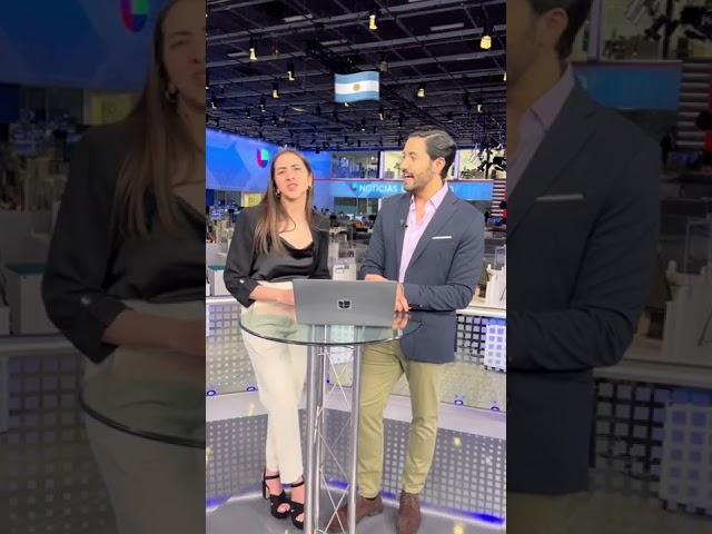 Univisión Noticias en        #acentos #accentchallenge