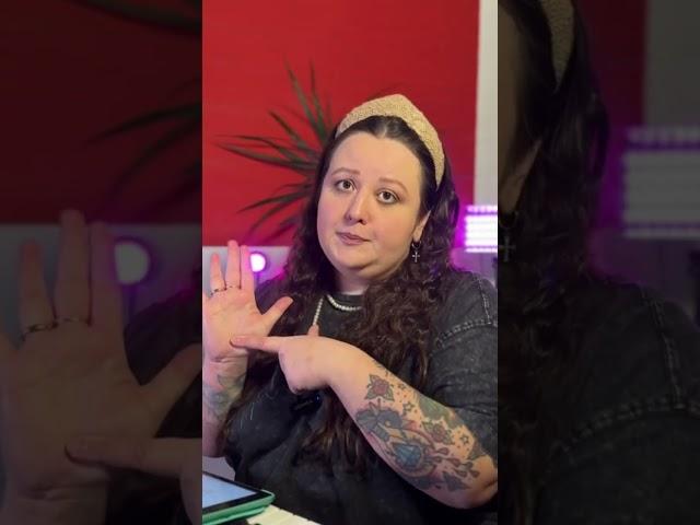 переходи на тг @gudbaprod там мы собрали сотни аутентичных народных песен. Ссылка в шапке профиля
