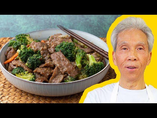   Dad's JUICY Beef & Broccoli (牛肉炒西蘭花)!