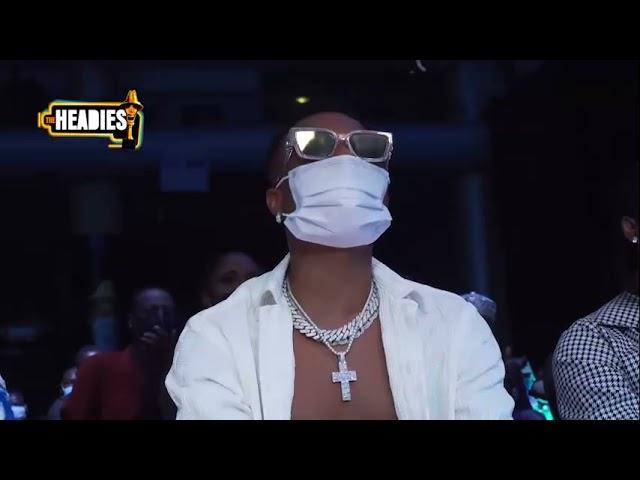 Watch Zinoleesky performance at the 14th Headies