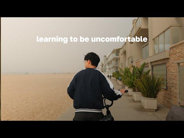 why you won't regret being uncomfortable | event VLOG, new cafés