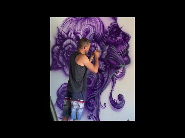 Adding some highlights for the next stage of this freehand random act of art, airbrush wall mural.