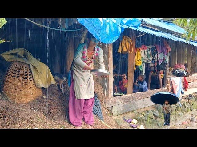 This is Himalayan Nepali village life|| Naturally And Beautiful Himalayan Rainy Season lifestyle