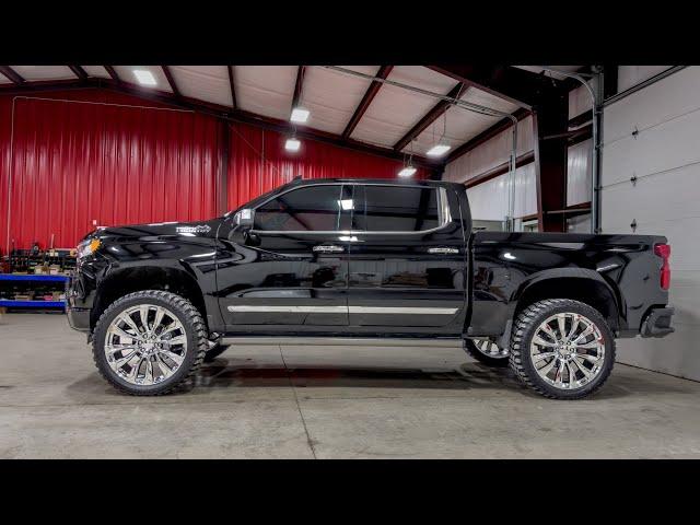 23 Chevy High Country with 4" lift on37s