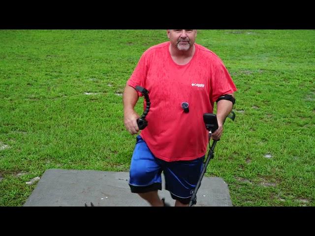 Minelab Manticore vs Deus II 9 inch coil iron test