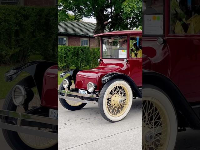 1916 Model 60 Detroit Electric Antique Drive By Engine Old Car Festival Greenfield Village 2024