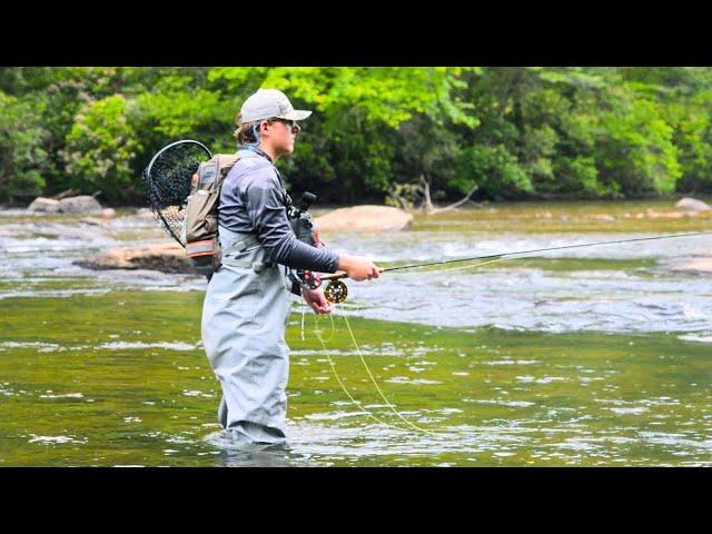 THIS RIVER IS FREAKING AWESOME!!! | A GREAT DAY FISHING