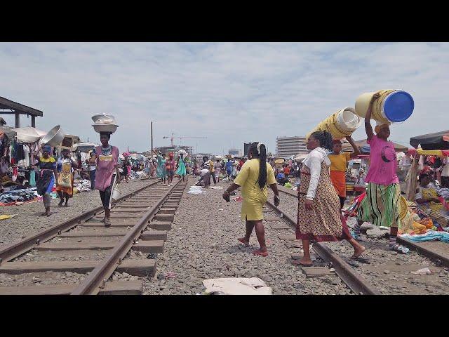 TRAIN TRACKS MARKET IN GHANA ACCRA MAKOLA, AFRICA