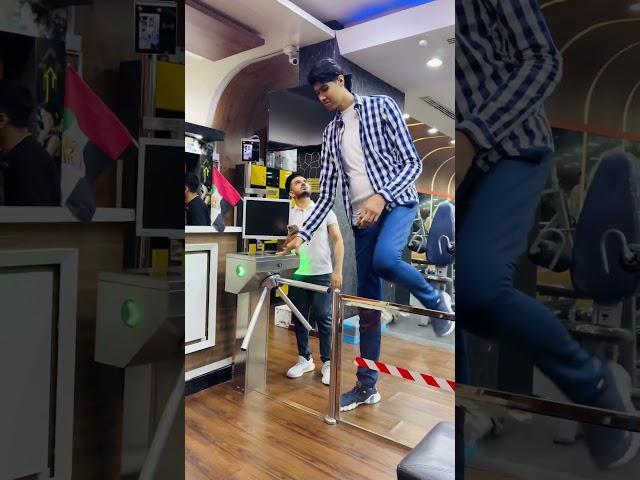 Do not miss the the Endof video A created new with world tallest man#Abdul_Ghafoor#Muhammad_Shakoor