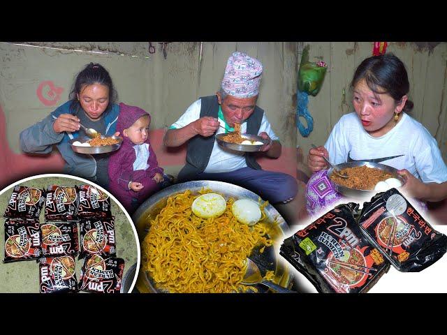 Hot & Spicy 2pm Noodle and egg recipe eating अण्डा र पोरो 2pm चाउ चाउ खाजा खाको New Nepali vlog