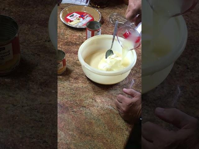 LEMON ICEBOX PIE - 3 INGREDIENTS - 5 MINUTES - NO BAKE (Improved Recipe)  #shorts #lemoniceboxpie