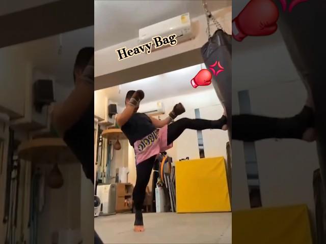 You’ll Love This｜Heavy Bag #muaythai #kickboxing #martialarts